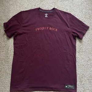 Under Armour Project Rock Heavyweight Burgundy Tee